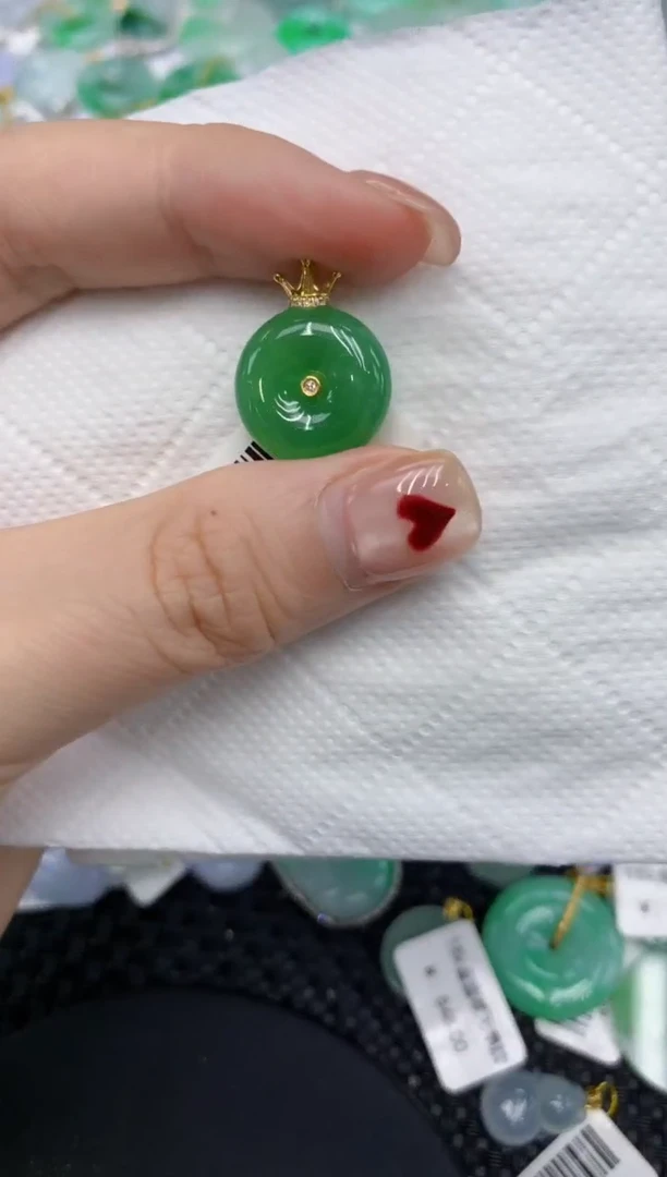 翡翠18K金镶嵌颈饰11111111