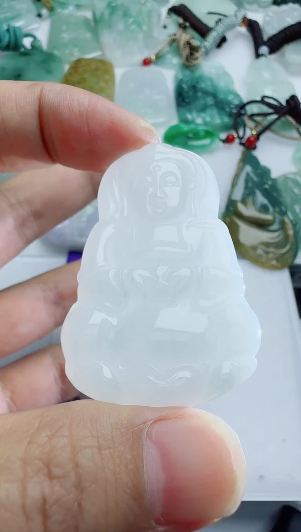 【闪购商品】翡翠吊坠(不含链)未镶嵌多样性随机发其一