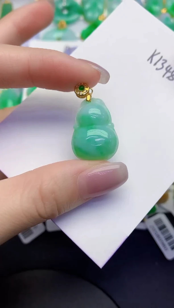 颈饰未镶嵌翡翠缅甸天然翡翠A货