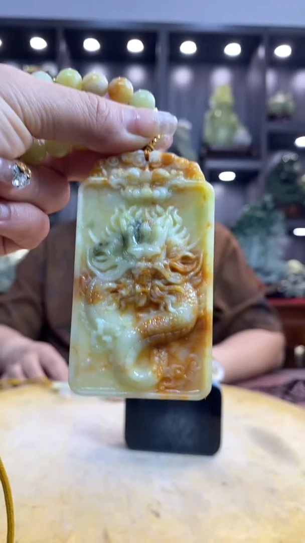 玉?****️玉岫岩料手工雕刻装饰摆件居家送礼一物一图精品摆件
