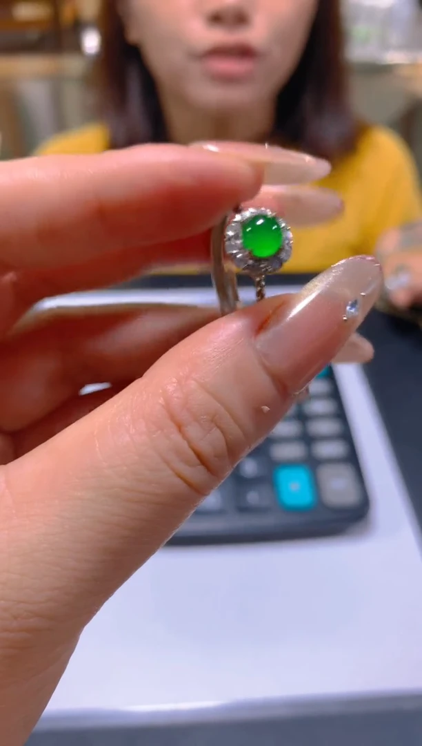 未镶嵌戒指翡翠多样性发一