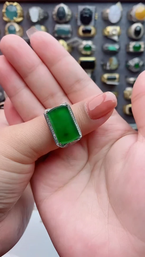 银S925镶嵌戒指翡翠s****e天然翡翠男戒
