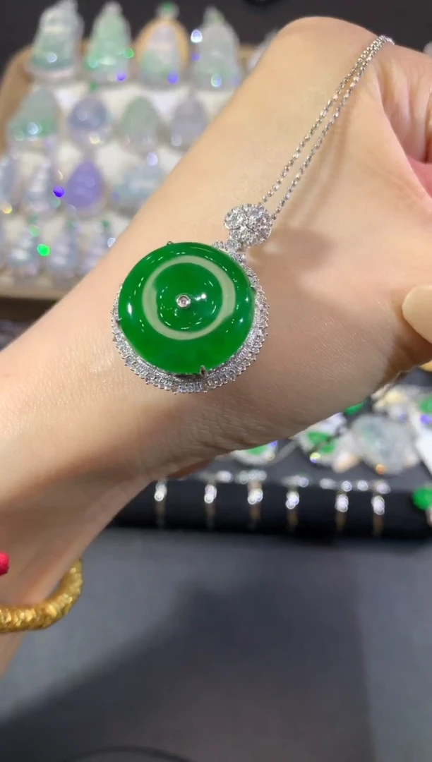 吊坠(不含链)18K金镶嵌翡翠84-扣子（不含链和扣多样性发货一件