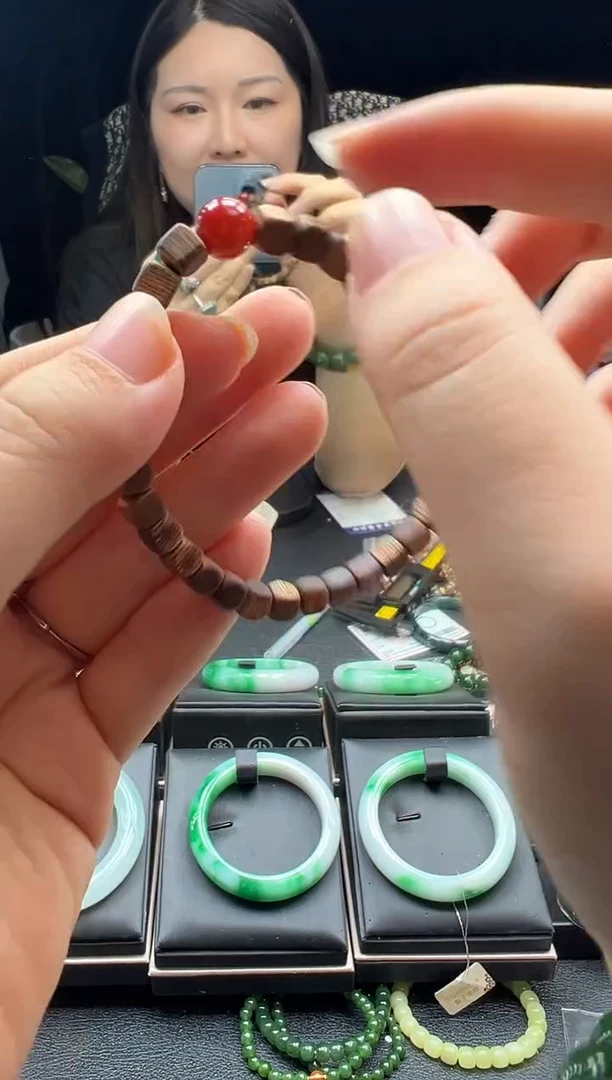 未镶嵌手链南红玛瑙0416565385