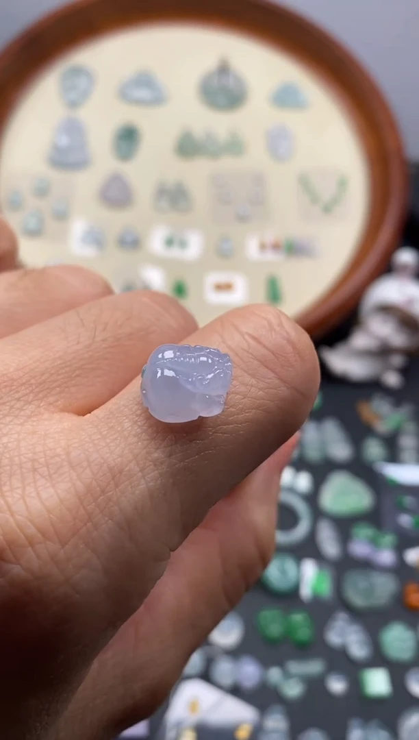 颈饰未镶嵌翡翠冰紫貔貅/芬