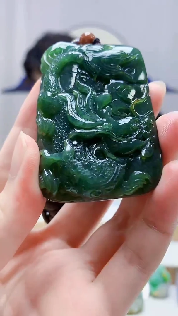 未镶嵌定制翡翠5145zm-毛货挂件22龙牌