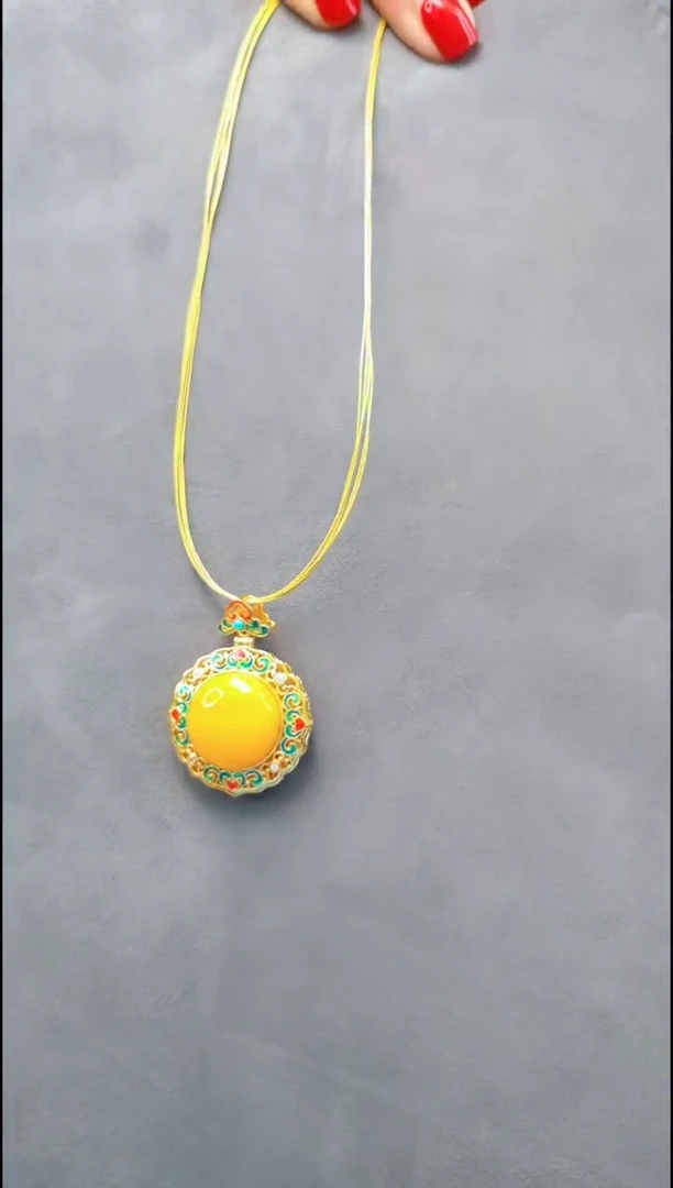 【闪购商品】蜜蜡颈饰银S925镀金镶嵌H090蜜蜡吊坠赠项圈