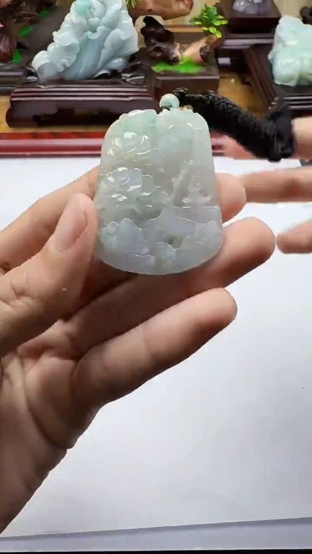 吊坠(不含链)未镶嵌翡翠1