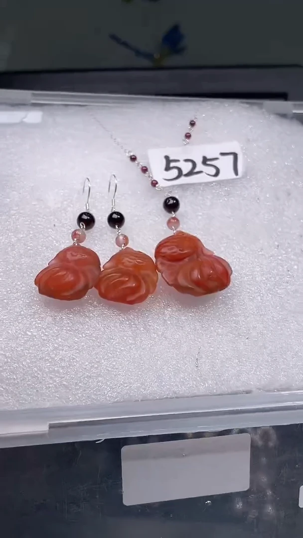 紫晶耳饰银S925镶嵌喜欢拍