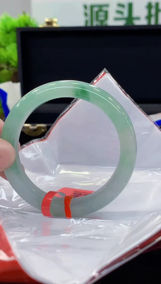 未镶嵌手镯翡翠翡翠手镯