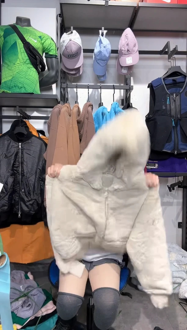 1554编码 瑕疵款直播间过款为准 尺码