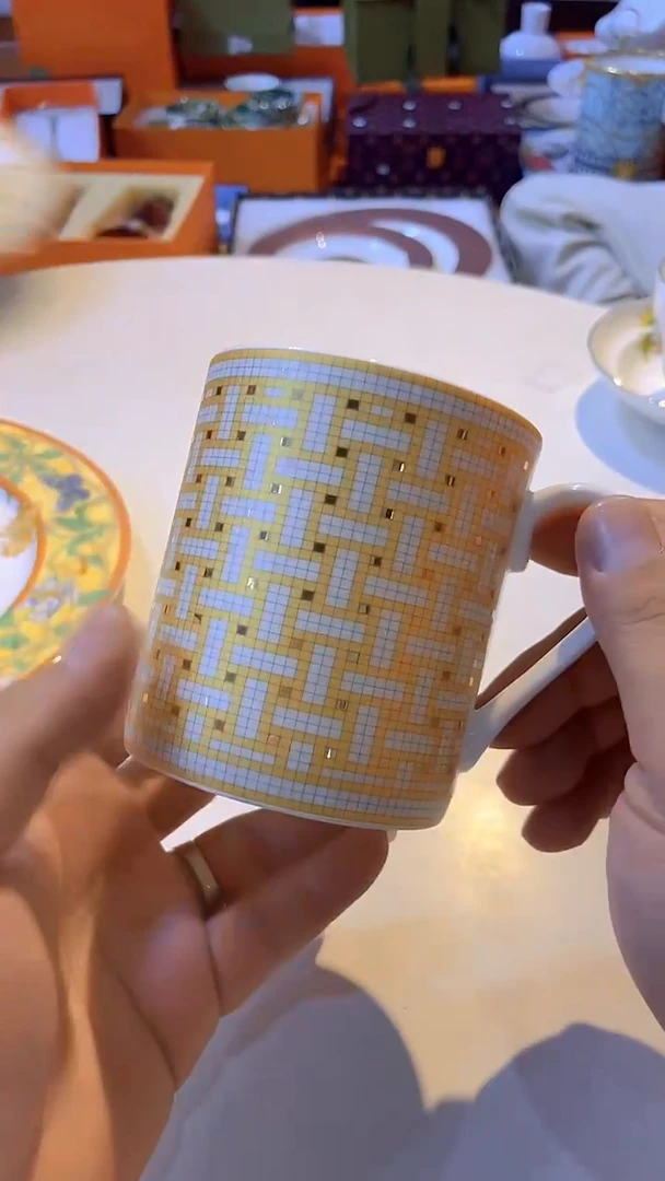 鸿辉家品牌瓷器，京东包邮！