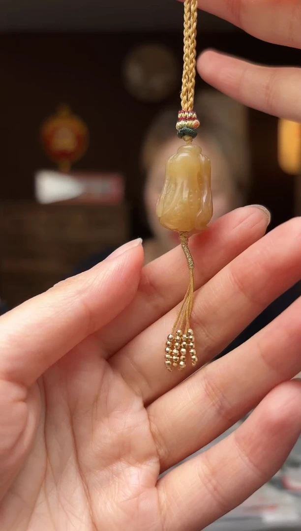 未镶嵌和田玉把件J27- 且末糖白菜
