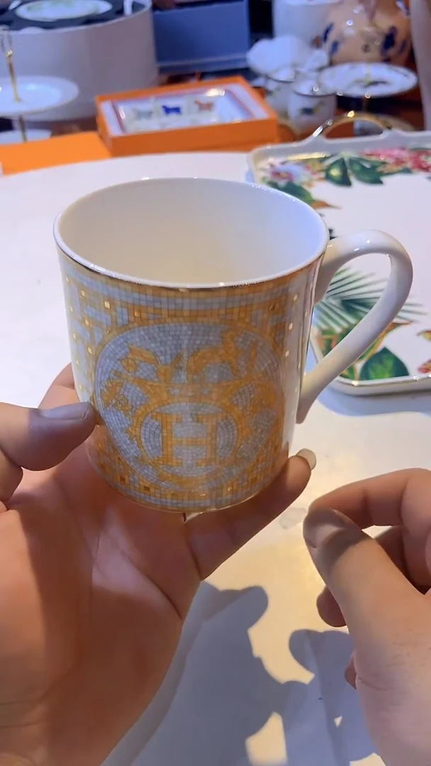 鸿辉家品牌瓷器，京东包邮！