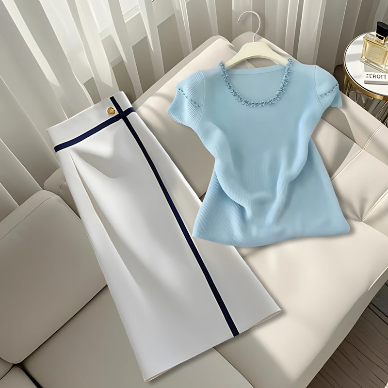 2025夏季高端气质时髦独特绝美蓝色T恤上衣职业通勤半身裙套装女