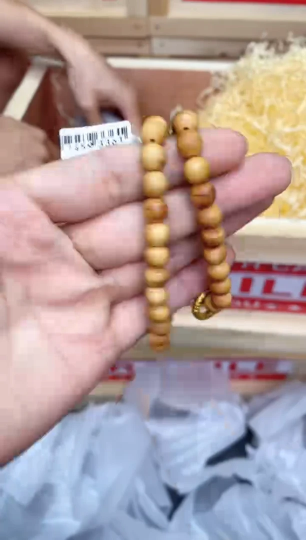 精选闪购手串搭配无礼盒