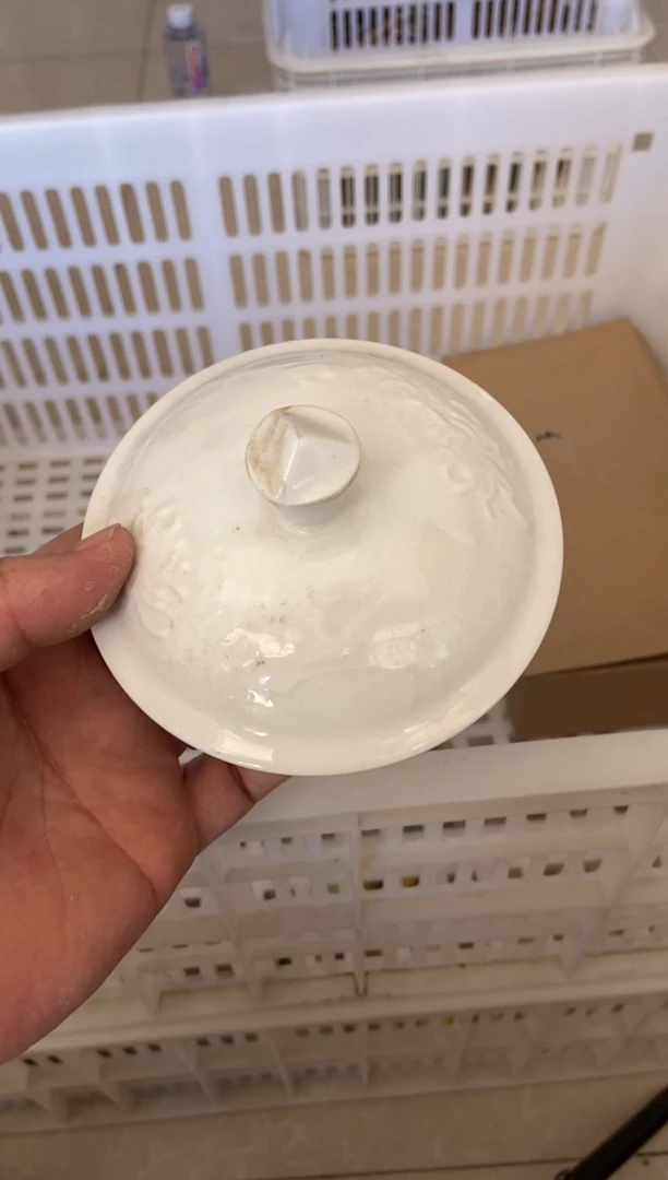 无运费险有瑕疵的摄影的产品有使用过的痕迹有点脏介意勿拍