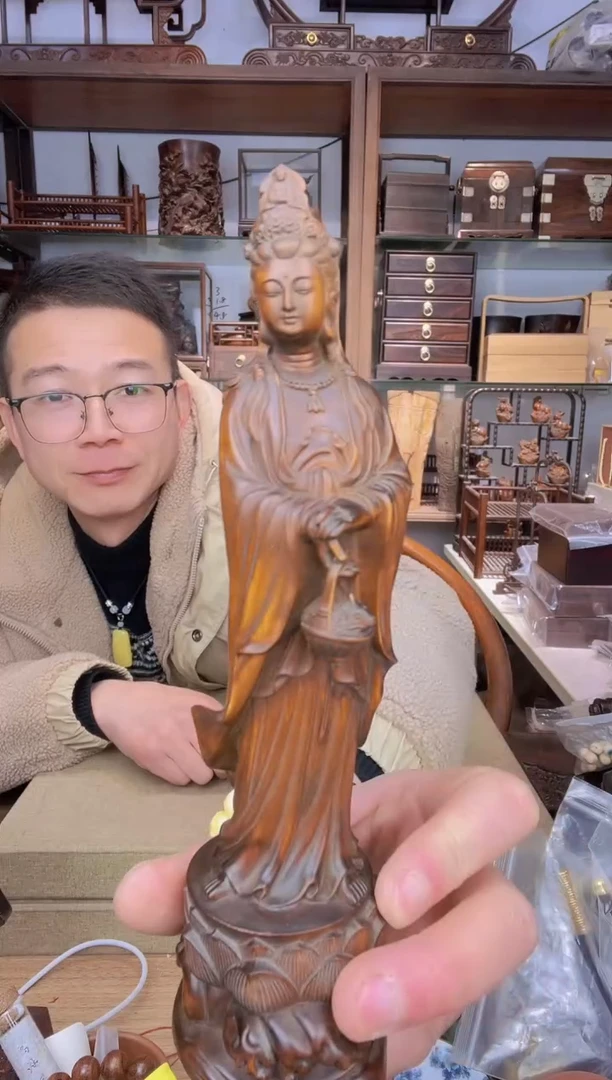 【闪购商品】乌木类书架321黄杨做旧提篮观音摆件