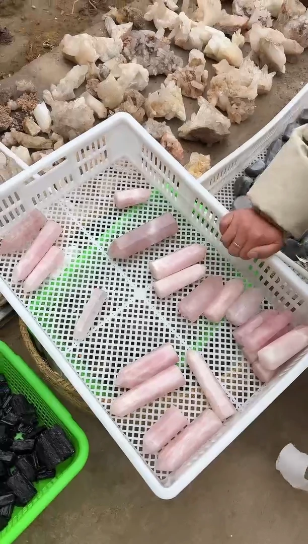 【闪购商品】水晶摆件未镶嵌粉水晶柱子多样性发一个