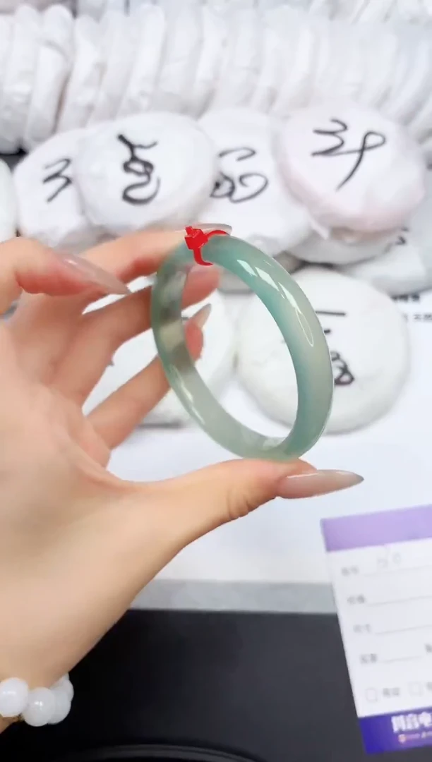 石英质玉手镯未镶嵌25K130-58