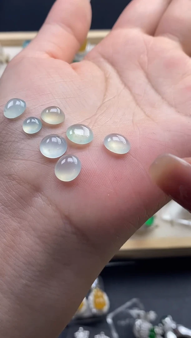 翡翠散珠天然翡翠裸石蛋面49