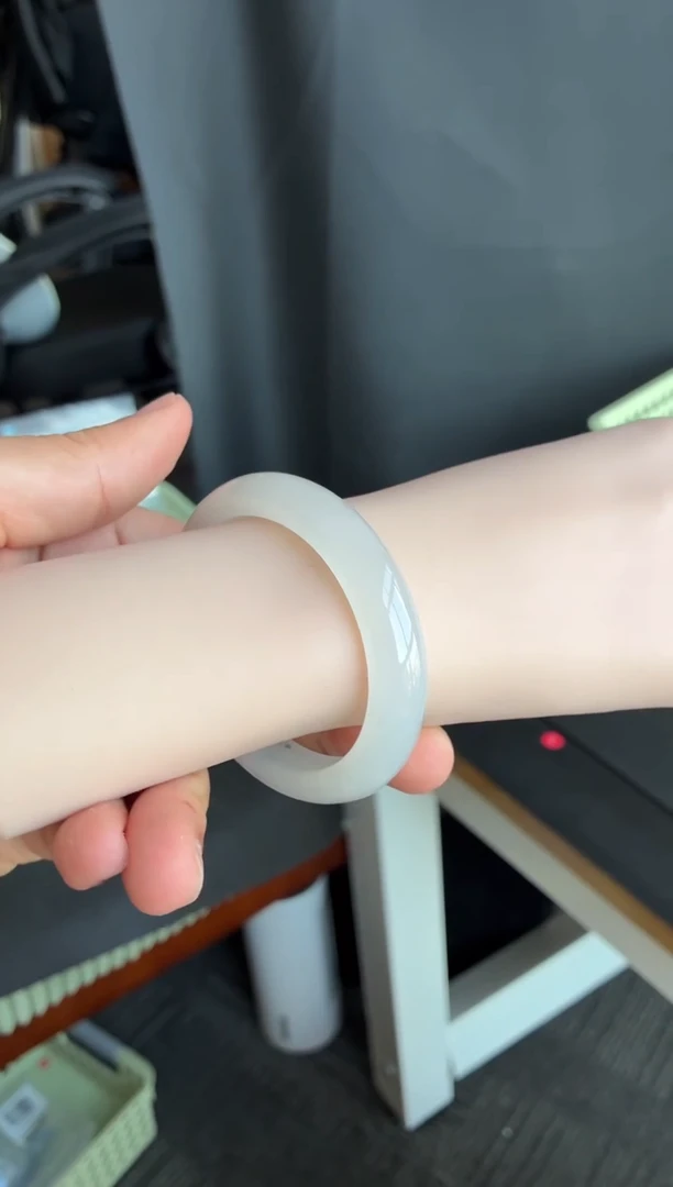 未镶嵌手镯翡翠45号54.7*48.5*11.3*8.2贵妃