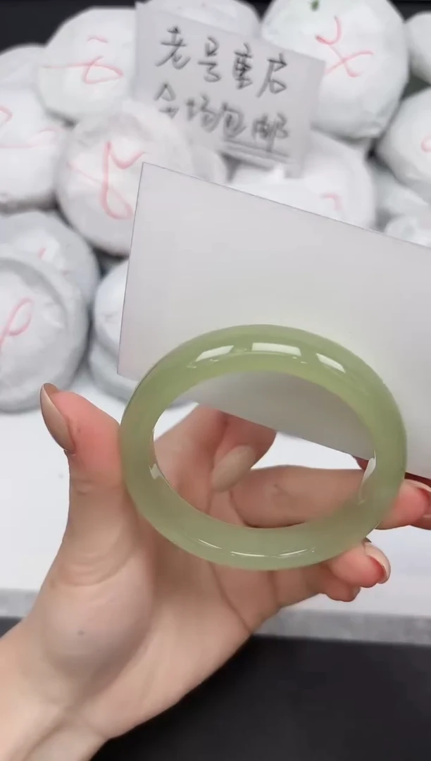 未镶嵌手镯石英质玉348/5758