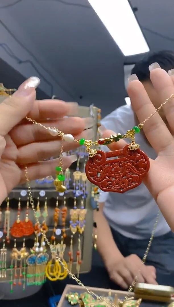 翡翠合金耳饰92翡翠锁骨链