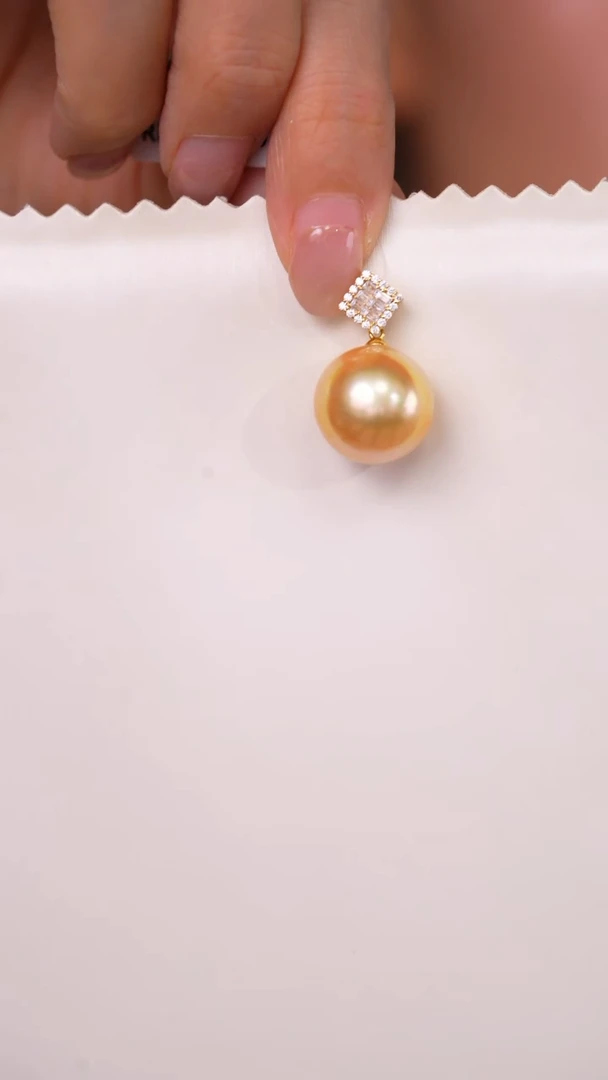 18K金镶嵌海水珍珠吊坠(不含链)金珠15-16mm