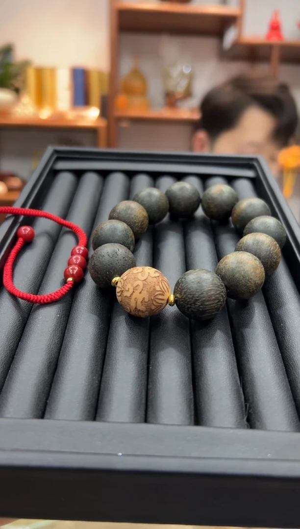 【闪购商品】檀香木其他手串  -520940