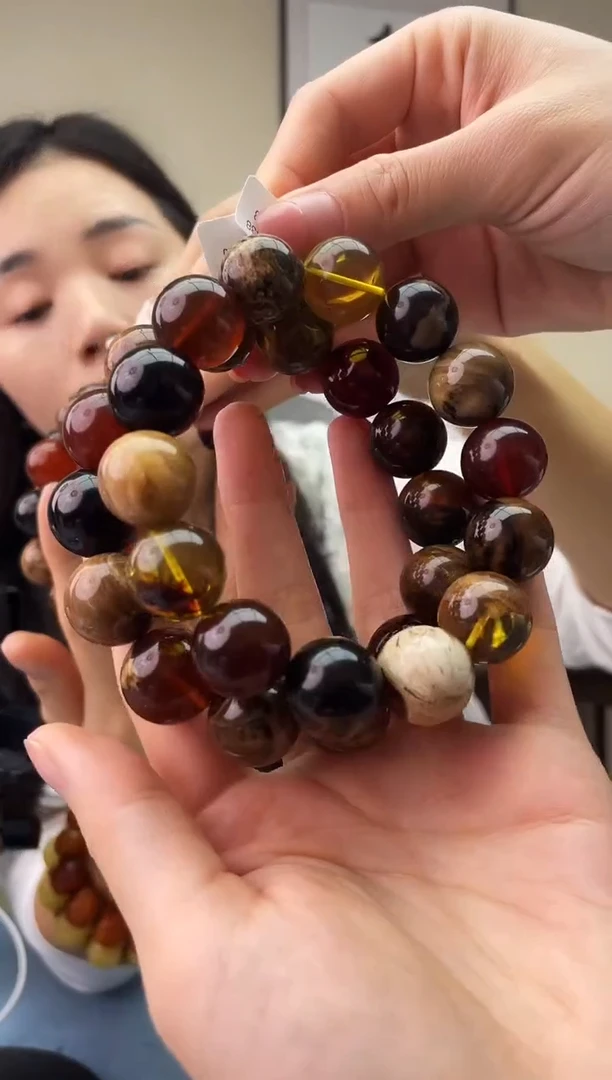 琥珀未镶嵌珠宝奇石T038 17假一罚十，多样性发一件