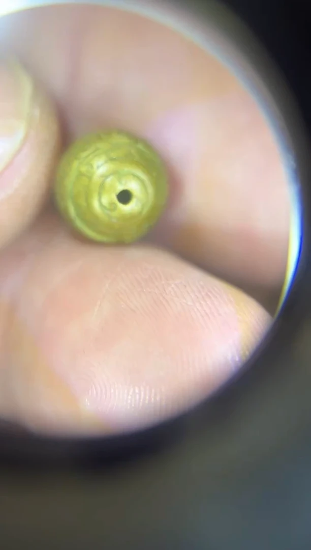 无非金属9.5mm 回纹珠 黄立马