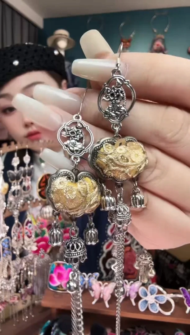 刺绣纯手工民族风刺绣耳环