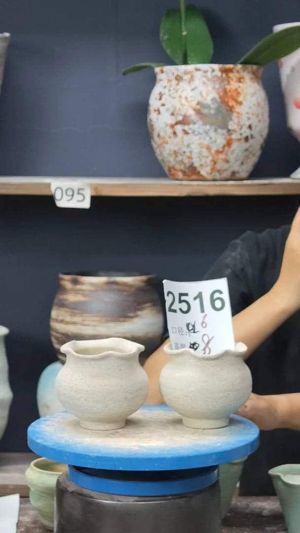 江西景德镇花盆微瑕 2516