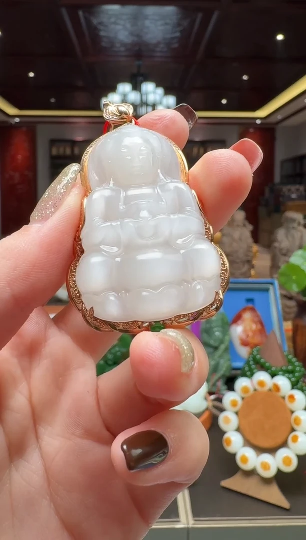 18K金镶嵌和田玉挂件xjytsdklm