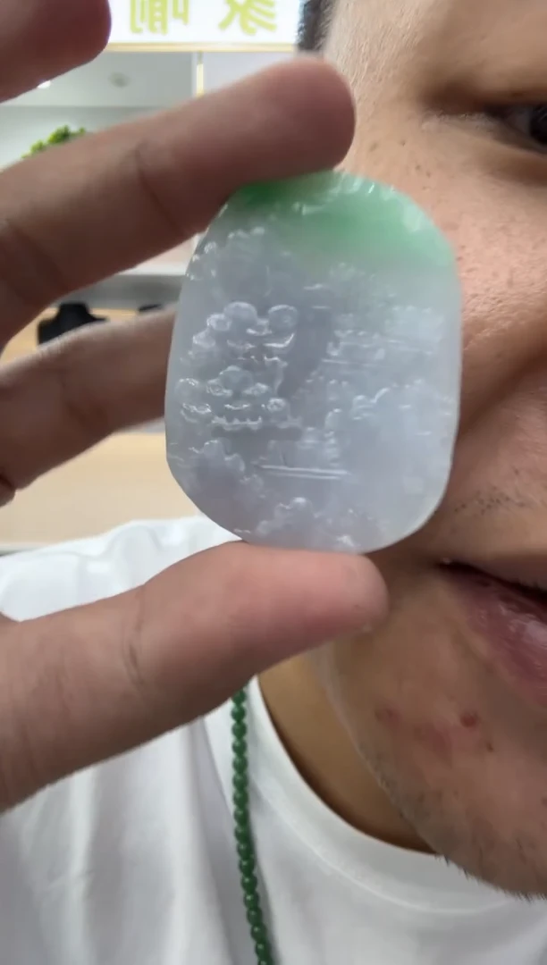 颈饰未镶嵌翡翠天然翡翠A货孤品一件