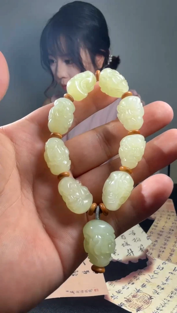 未镶嵌手链和田玉1