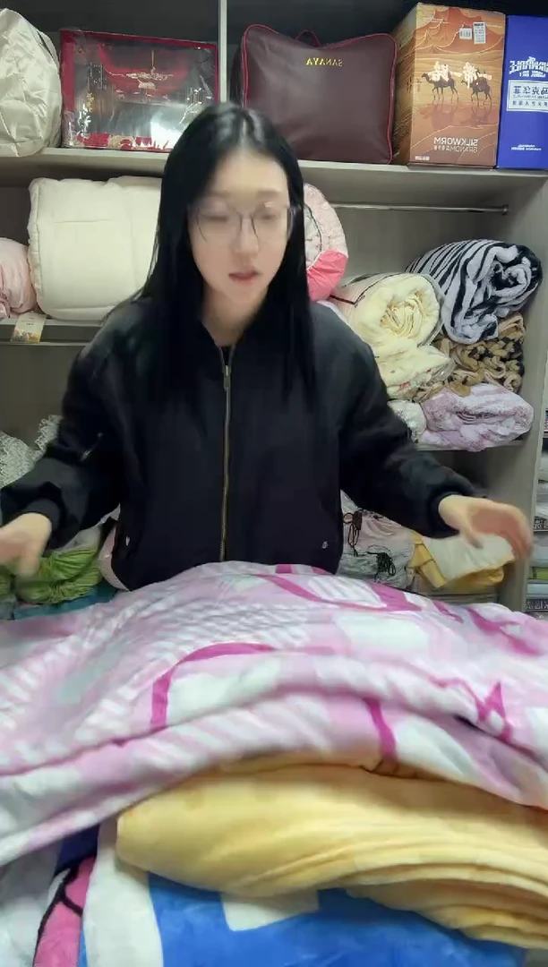 羊羔毛200*230cm床单毯颜色随机