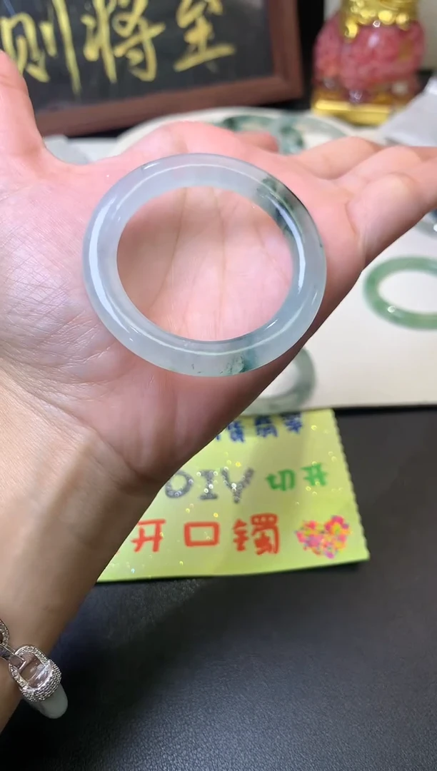 未镶嵌定制翡翠毛货