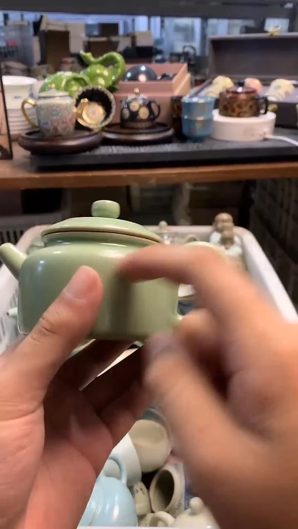 茶具茶壶、盖碗、主人杯、客杯（轻轻微瑕介意勿拍）