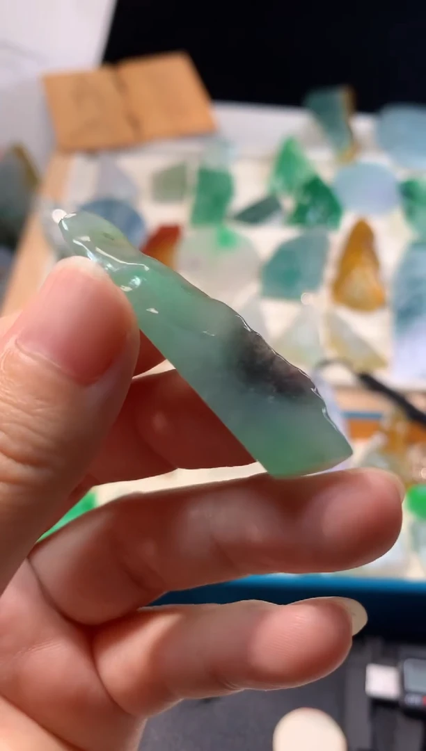 吊坠(不含链)未镶嵌翡翠吊坠