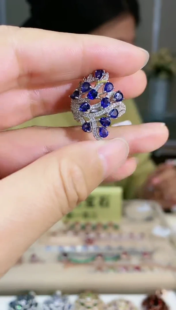 【闪购商品】蓝宝石手饰银S925镶嵌手饰