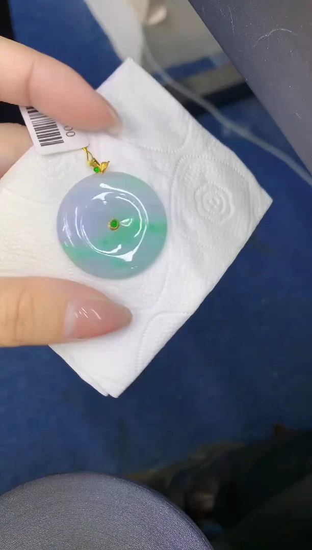 颈饰18K金镶嵌翡翠缅甸天然翡翠a货