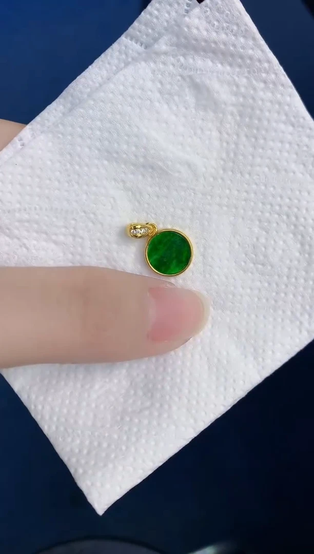 颈饰未镶嵌翡翠天然翡翠缅甸A货