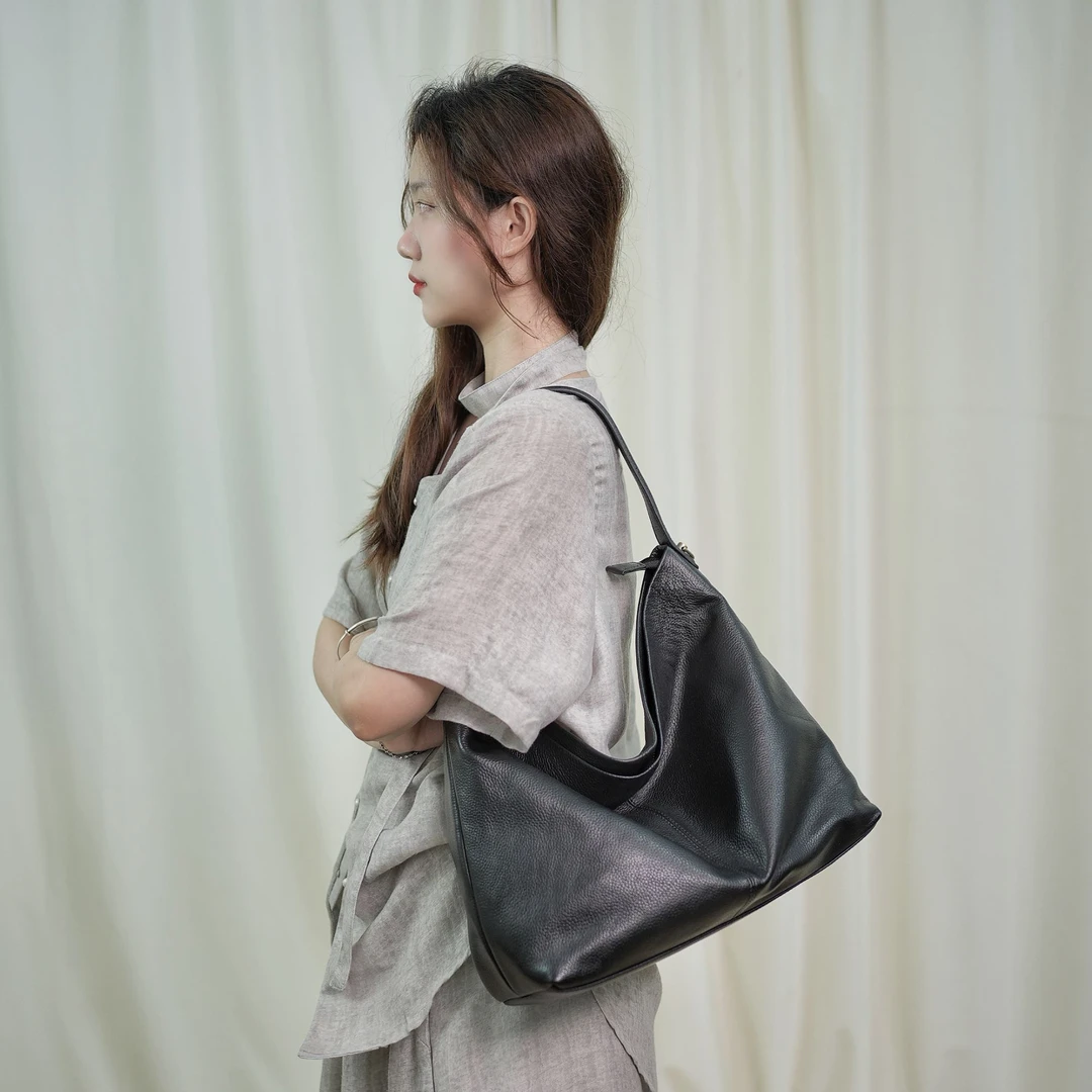 两条肩带头层牛皮时尚单肩斜挎包韩版腋下大容量休闲包包肩包女挎