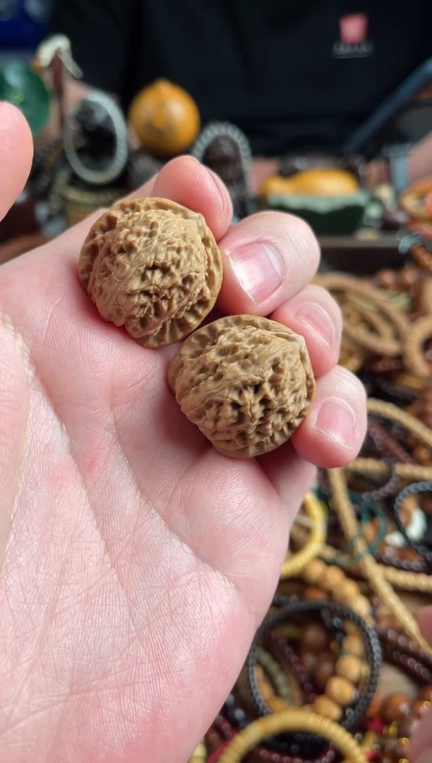 【闪购商品】文玩核桃吊坠王胖子文玩工作室三角白31以内