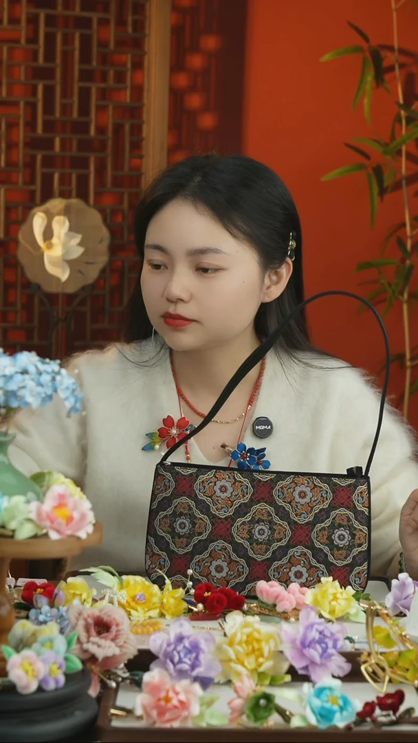 刺绣?****️闪购纯手工非遗国风饰品