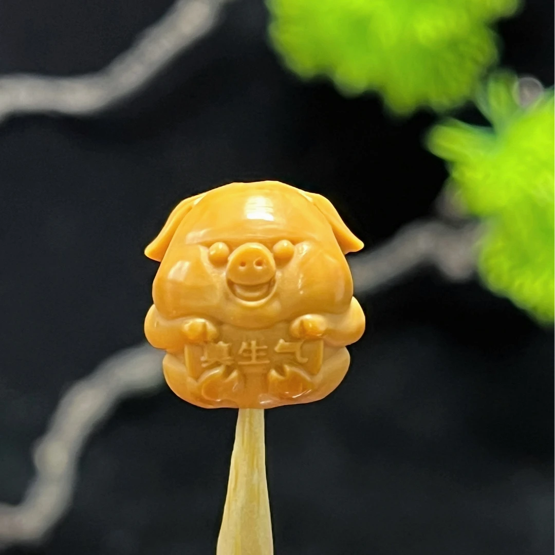 猴头核桃雕刻单珠配饰（小猪莫生气）