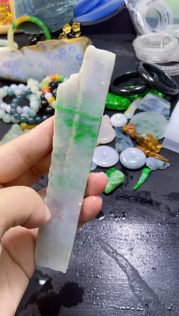 翡翠未镶嵌颈饰074天然翡翠