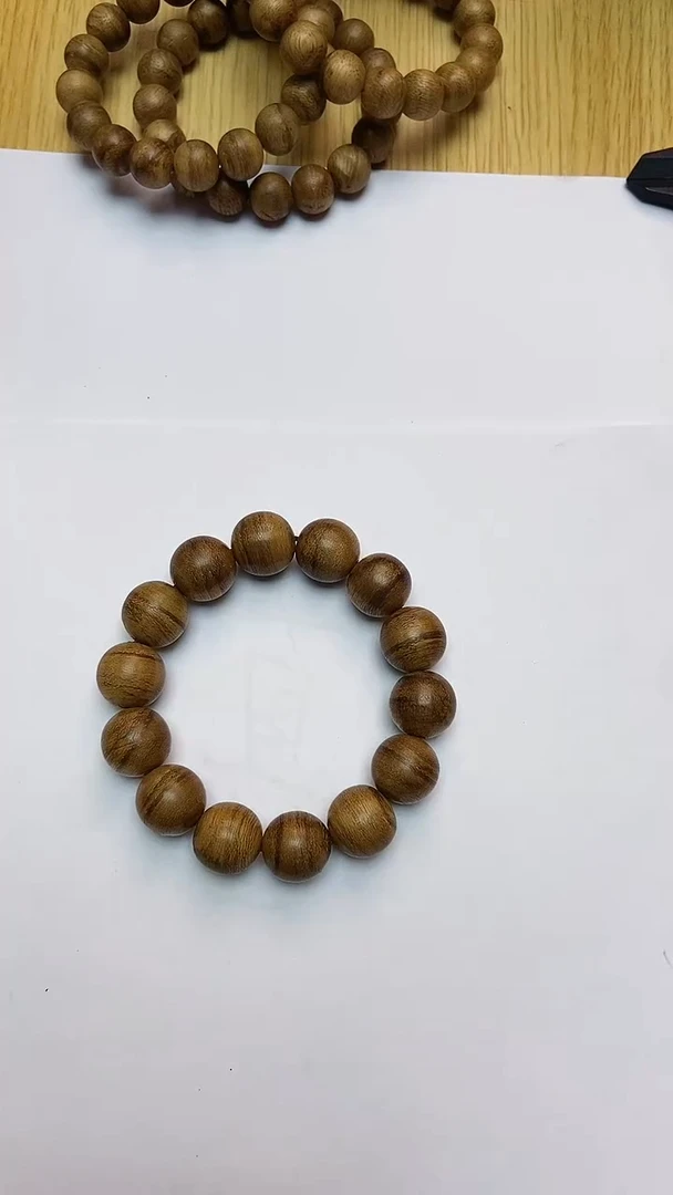 手串沉香ZZ33973-1芽庄天然野多样性发一